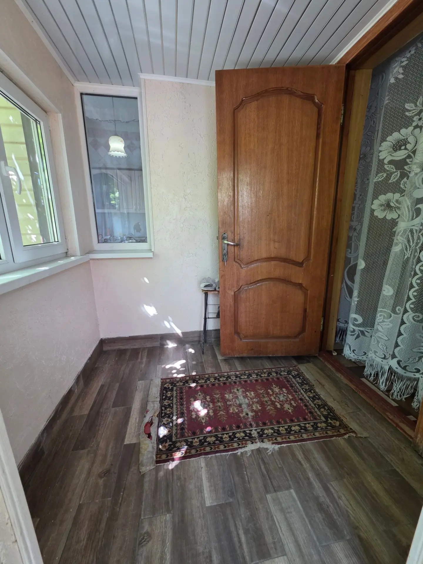 Гостиная дома площадью 76 м²